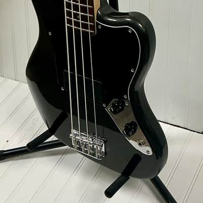 Squier Squier Affinity Jaguar Bass H Guitar Laurel Neck - Charcoal Frost Metallic image 3