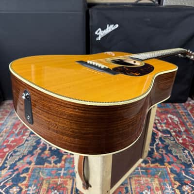 *Video* Martin HD-28E Retro Dreadnought with Fishman F1-Aura -  2013 image 15