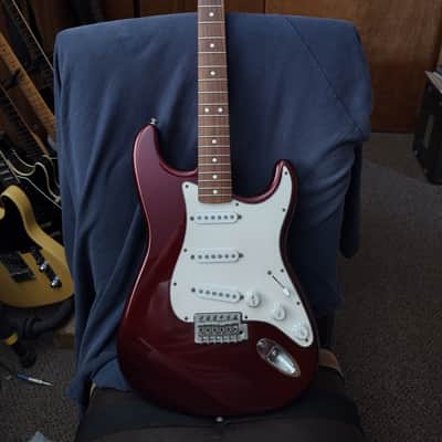 Fender  Stratocaster 1999 Red image 1