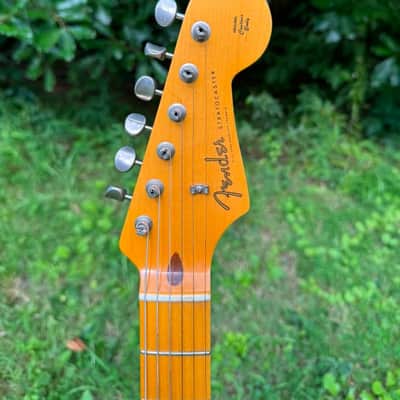 Fender Stratocaster -  MIJ - 2012 - 2 Tone Sunburst image 6