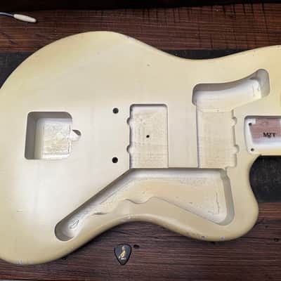MJT Jazzmaster Body - faded Graffiti Yellow image 1