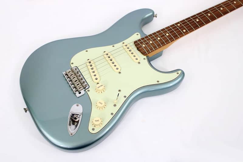 2019 Fender Vintera '60s Stratocaster with Pau Ferro Fretboard - Ice Blue Metallic image 1