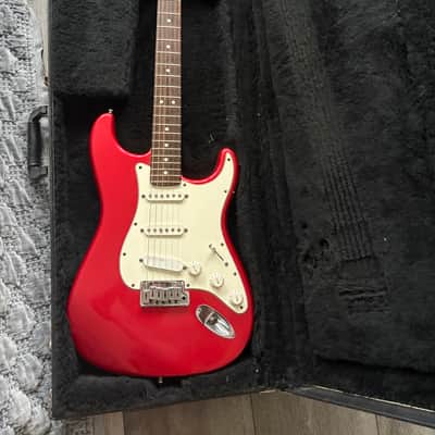 Fender American Series Stratocaster with Rosewood Fretboard 2002 - 2006 - Chrome Red image 6