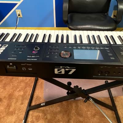 Roland FA-07 76-Key Music Workstation 2014 - Present - Black image 6