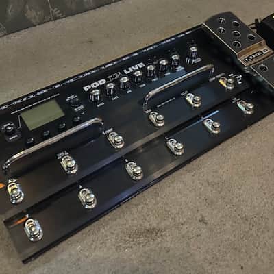 Line 6 POD X3 Live Multi-Effect and Amp Modeler 2007 - 2011 - Black image 2
