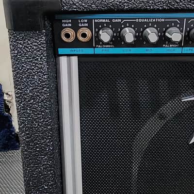 Peavey Renown 112 Solo Series W/ Footswitch image 2