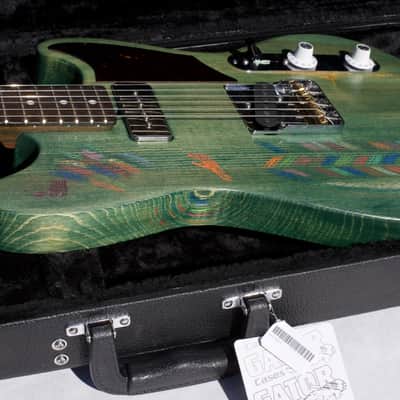 Secret Handshake LR&R 2019 Green image 5