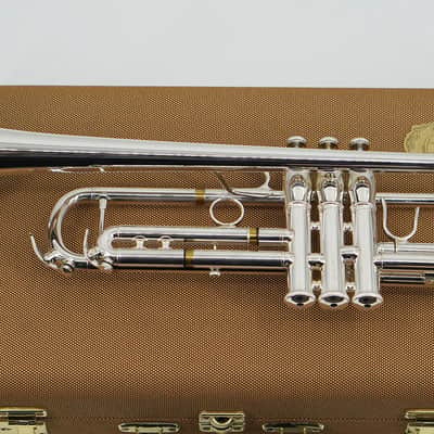 Jupiter XO 1600I - Roger Ingram Professional Bb Trumpet - Silver Plated - Display Model image 2