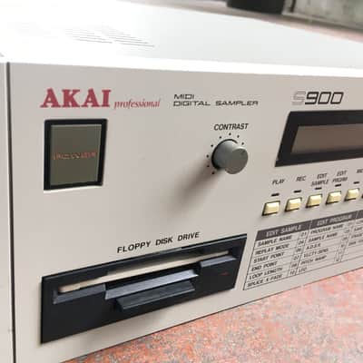 Akai S900 MIDI Digital Sampler 1986 - White image 3