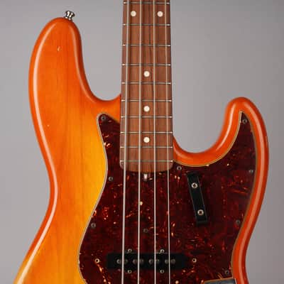 Fender Custom Shop 1964 Jazz Bass Relic - 2007 - Cherry Sunburst Relic image 3