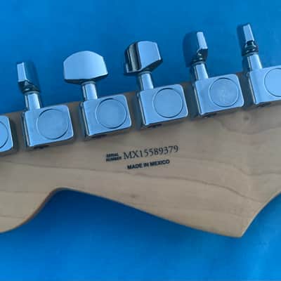Fender Deluxe Stratocaster HSS Plus Top with iOS Connectivity 2014 - 2016 - Tobacco Sunburst image 2