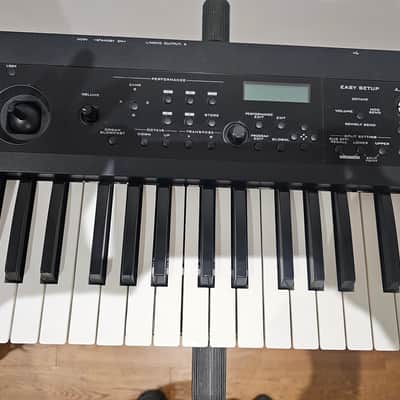 Korg PS60 61-Key Performance Synthesizer 2010s - Black image 2