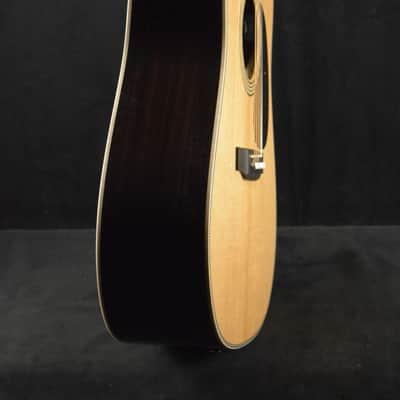 Martin D-28E Modern Deluxe Fishman Aura VT Blend Acoustic-Electric Natural image 5