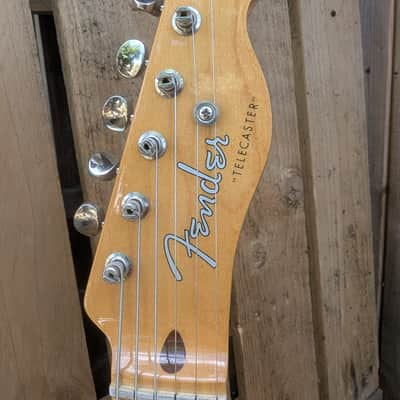 Fender Vintera '50s Telecaster Fiesta Red with extra gear image 6