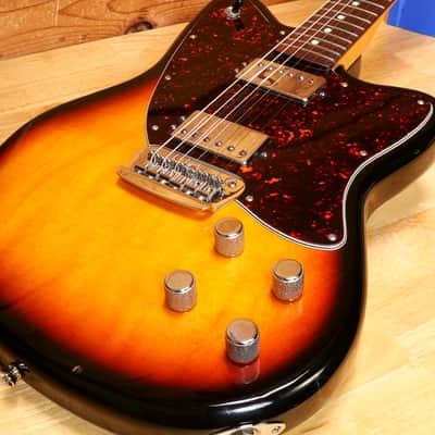 Fender Toronado Deluxe Early 1999 Atomic Humbuckers Offset Body Sunburst 25324 image 9