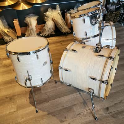 Used Pearl Export 5pc Drum Set White Oyster image 3