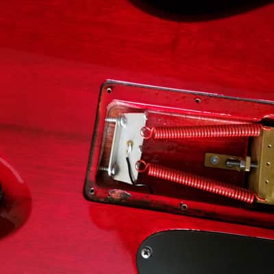 B.C. Rich Mockingbird STC ST + case and upgrades.: brass block, tremstopper, dragonfire pickup +more image 4