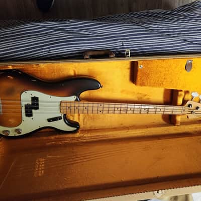 Fender 1959 Custom Shop Relic PBass Special Order 2008 Sunburst image 8