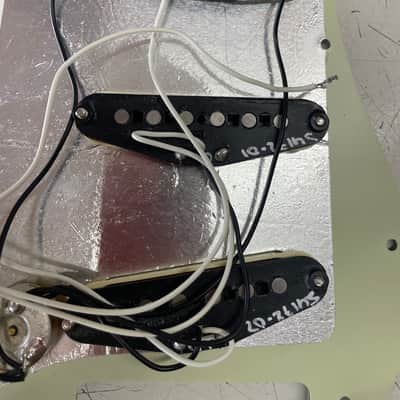 Fender Stratocaster pickguard assembly - Green guard image 4