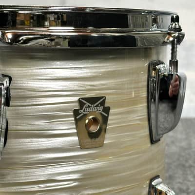 Used Ludwig Classic Maple 4pc Drum Set Olive Oyster - Very Good image 4
