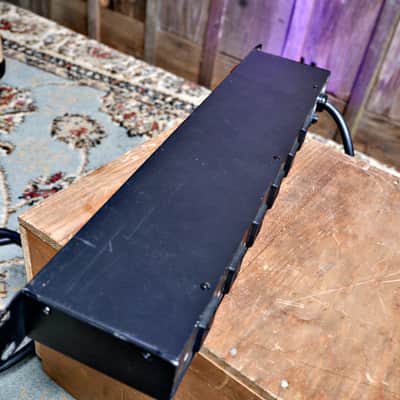 Pyle PDBC50 19" Rackmount Power Supply image 7
