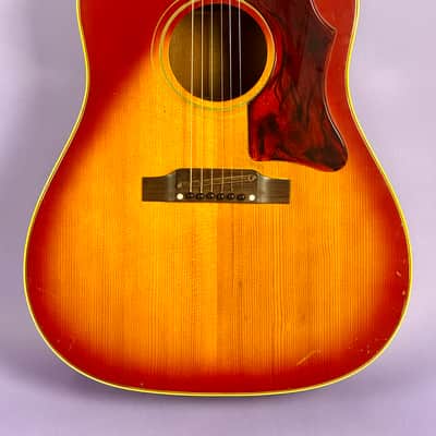 Gibson J-45 1967 - Cherry Sunburst image 2