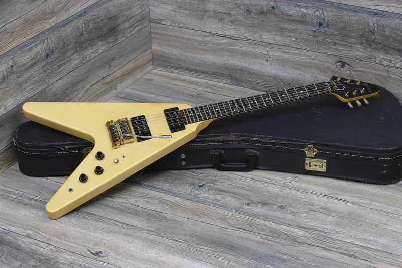 Gibson Flying V I with Kahler Vibrato 1981-1988 image 4