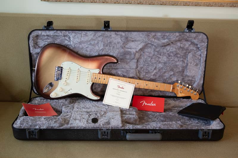 Fender Ultra Stratocaster 2022 - Mocha Burst image 1