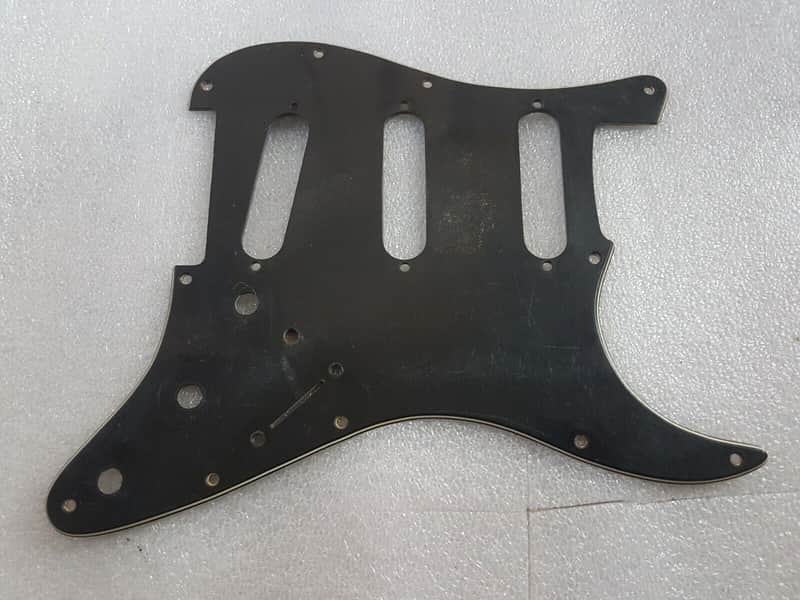 Fender STRATOCASTER PICKGUARD USA