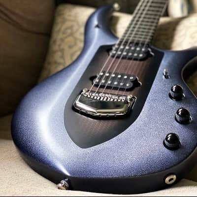 Ernie Ball Music Man Majesty 6