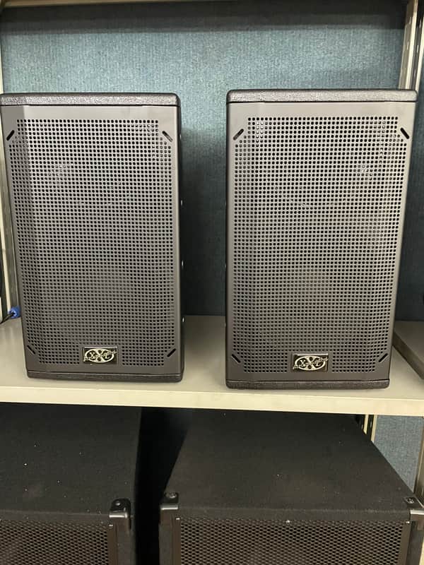 XXL Inside F10P image 1