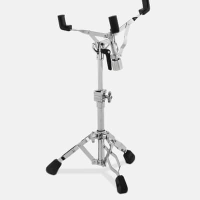 DW 3000 Series Snare Stand image 1