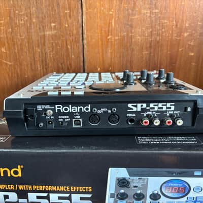 Roland SP-555 Creative Sampler with Performance Effects w/ box power supply Bild 4