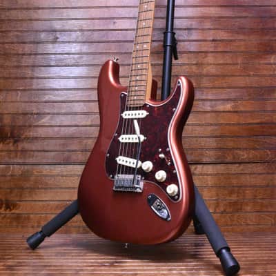 Fender Player Plus Stratocaster®, Pau Ferro Fingerboard, Aged Candy Apple Red image 2
