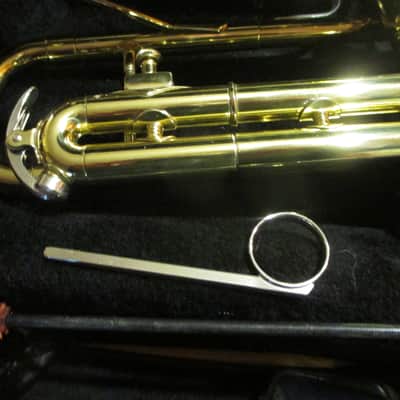 Conn 22b 1962-63 - brass image 4