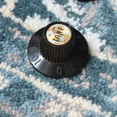 Gibson Witch Hat Knobs 1969 - Gold image 4