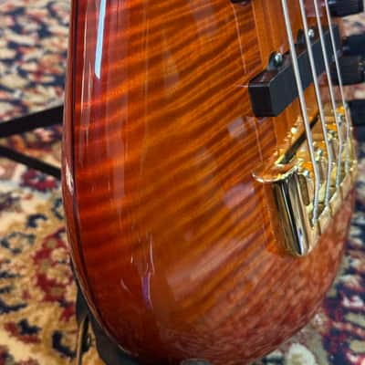 Spector Euro LX 4 – Ultra Amber Gloss – AAAA Maple Top – PJ EMG Pickups – Tone Pump Preamp - D-tuner & hardcase image 7