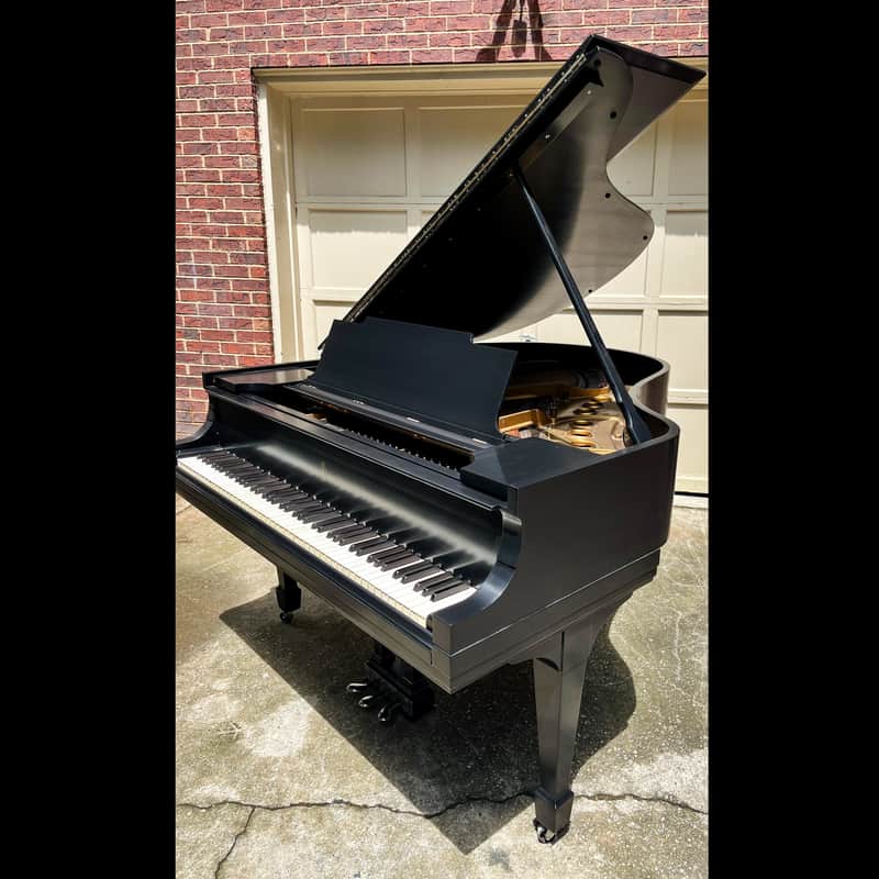 Steinway & Sons Model M Grand Piano – 5'7" image 1