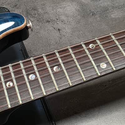 PRS Custom 24 MOON INLAYS USA 2001 Aquamarine Whale Blue AAA Flame Top American Paul Reed Smith Guitar image 4
