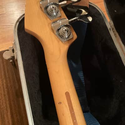 Fender American Standard Jazz Bass with Rosewood Fretboard 1990 - 1991 Candy Apple Red image 5