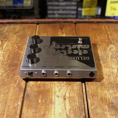 Electro-Harmonix Deluxe Electric Mistress Reissue with Power Cord 1999 - 2007 - Silver / Black image 4