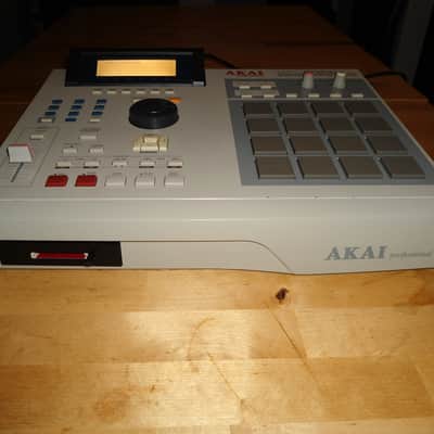 Fully Serviced Akai MPC2000XL w/CF Drive 1GB Card & 32MB RAM image 7