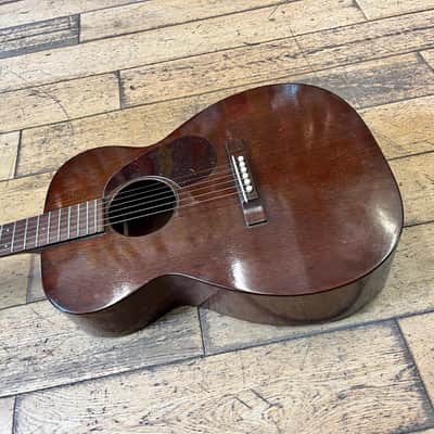 Martin 00-17 1954 Pre-Owned image 2