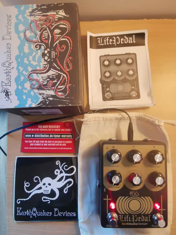 EarthQuaker Devices Sunn O))) Life Pedal Octave Distortion +