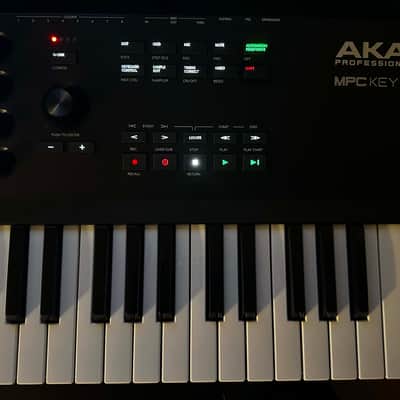 Akai MPC Key 61 w/750 GB HD image 4