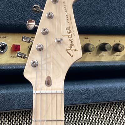 Fender Eric Clapton Artist Series Stratocaster with Vintage Noiseless Pickups 2013 - Torino Red image 3