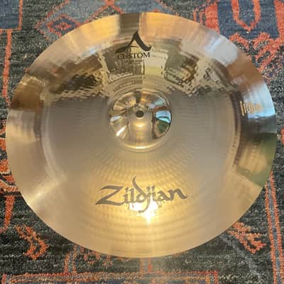 Zildjian 17" A Custom Crash image 1