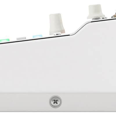 Yamaha MGX16 22-Channel Digital Mixer & Dual USB-C Audio Interface, White image 4