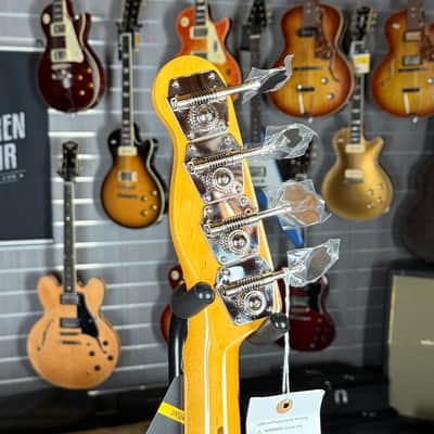 Fender American Vintage II '54 Precision Bass 2-Color Sunburst + NEW image 8