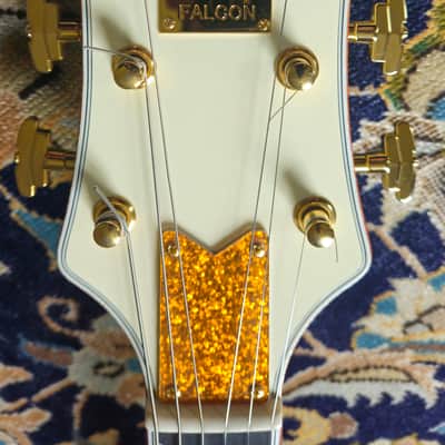 Gretsch White Falcon 6136T-59 Vintage Select Edition with Bigsby, Vintage White, Nitrocellulose Finish image 13